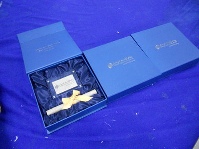 促銷禮品首選 壓克力相框、有機玻璃組合相框與螺絲相框