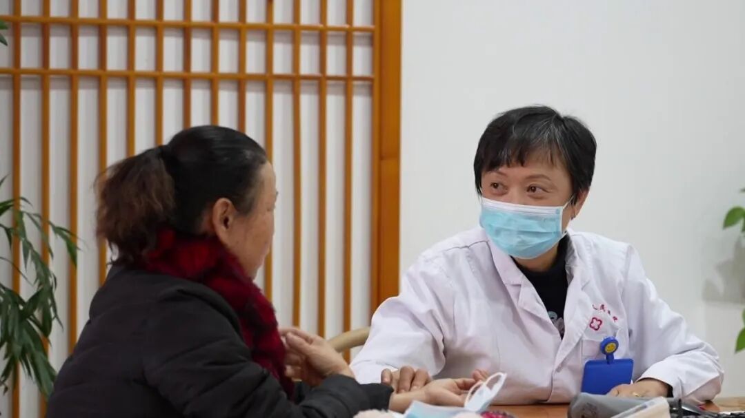 新疆阿克蘇市 順應時節“冬藏”養生，中醫調理受市民青睞