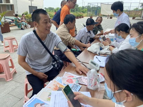 樊口社區(qū)組織開展心理健康咨詢與義診活動(dòng)，拓展居民心理服務(wù)